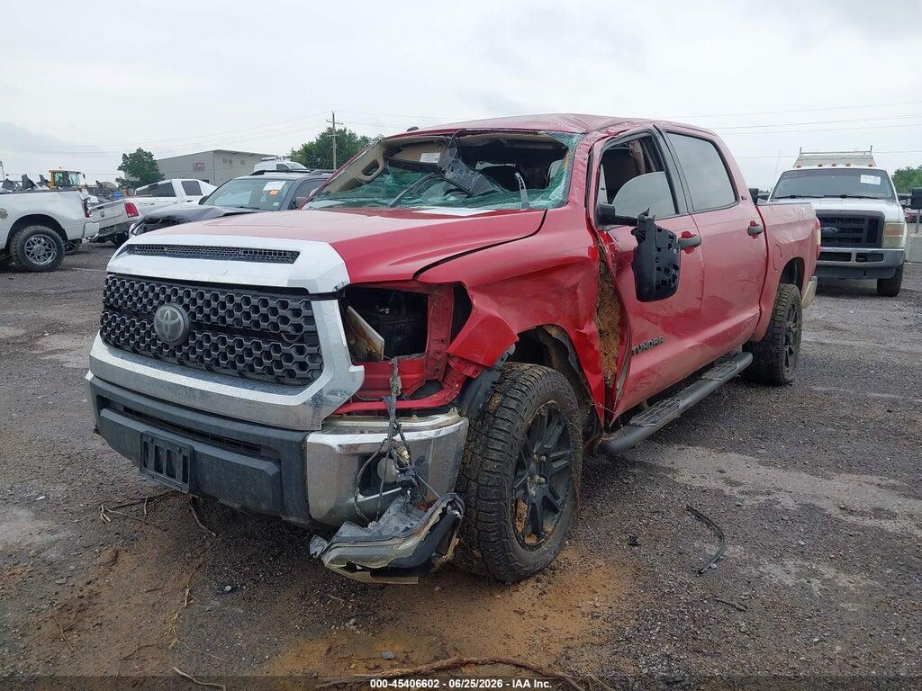 5TFDW5F1XJX741262 2018 TOYOTA TUNDRA photo no. 2