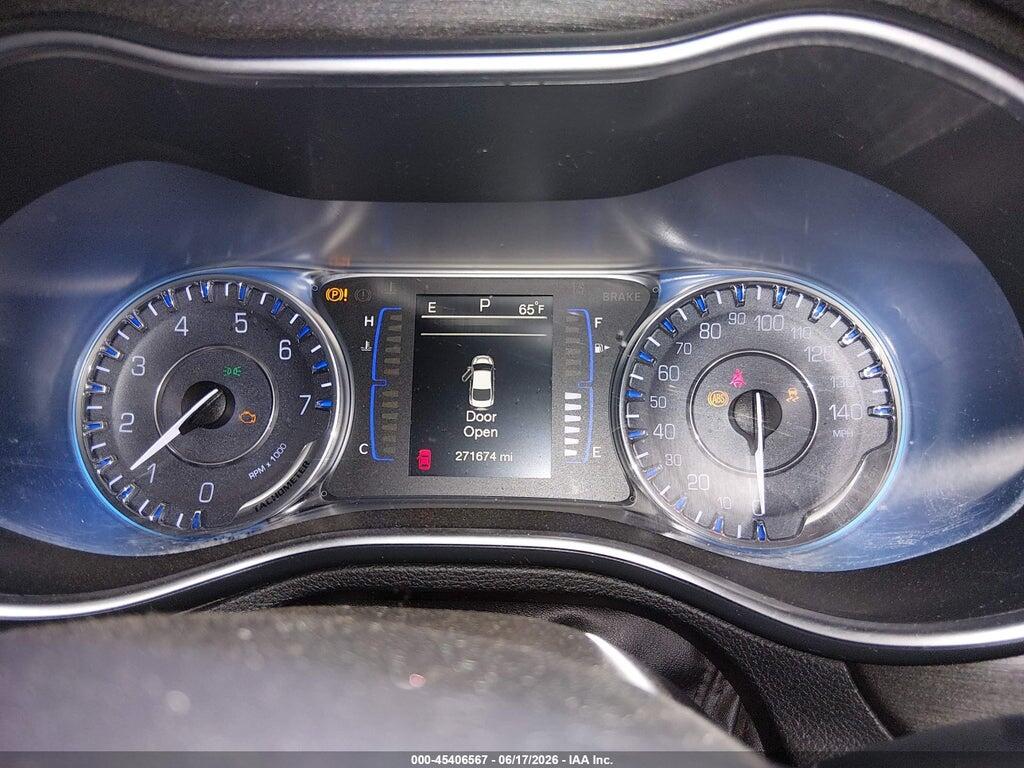 1C3CCCAB0GN153842 2016 CHRYSLER 200 photo no. 7