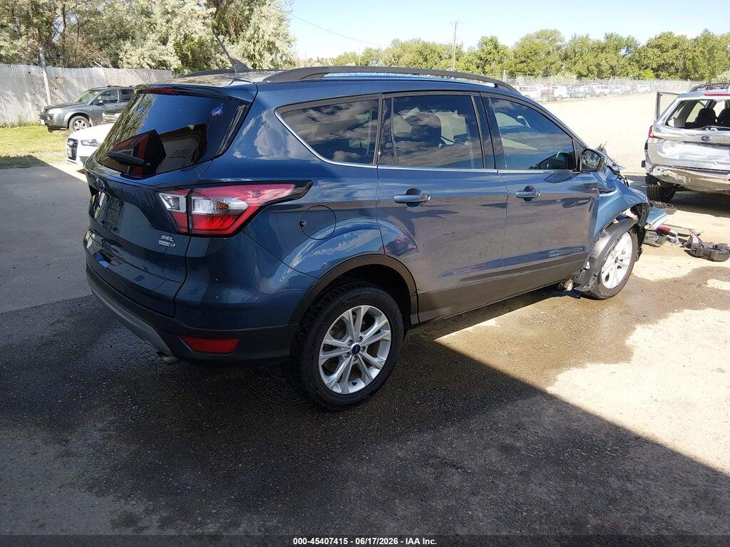 1FMCU9HD8JUB43362 2018 FORD ESCAPE photo no. 4