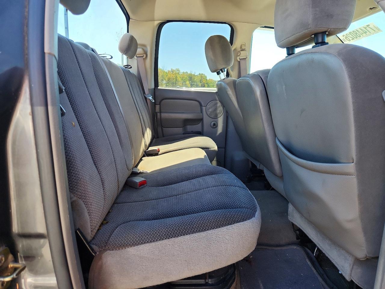 2004 DODGE RAM 2500 — Фото 10 из 12