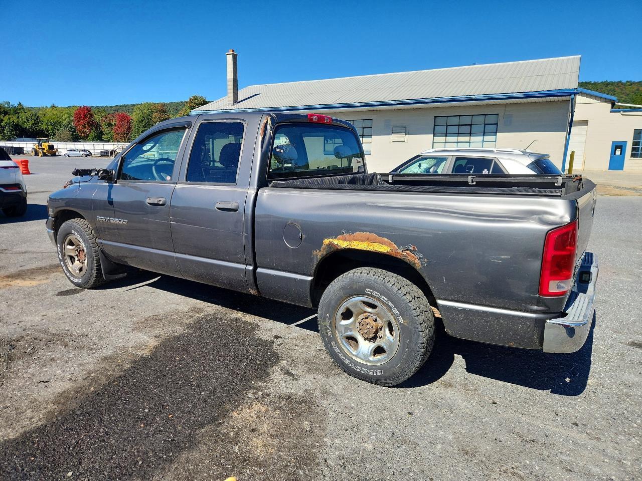 2004 DODGE RAM 2500 — Фото 2 из 12