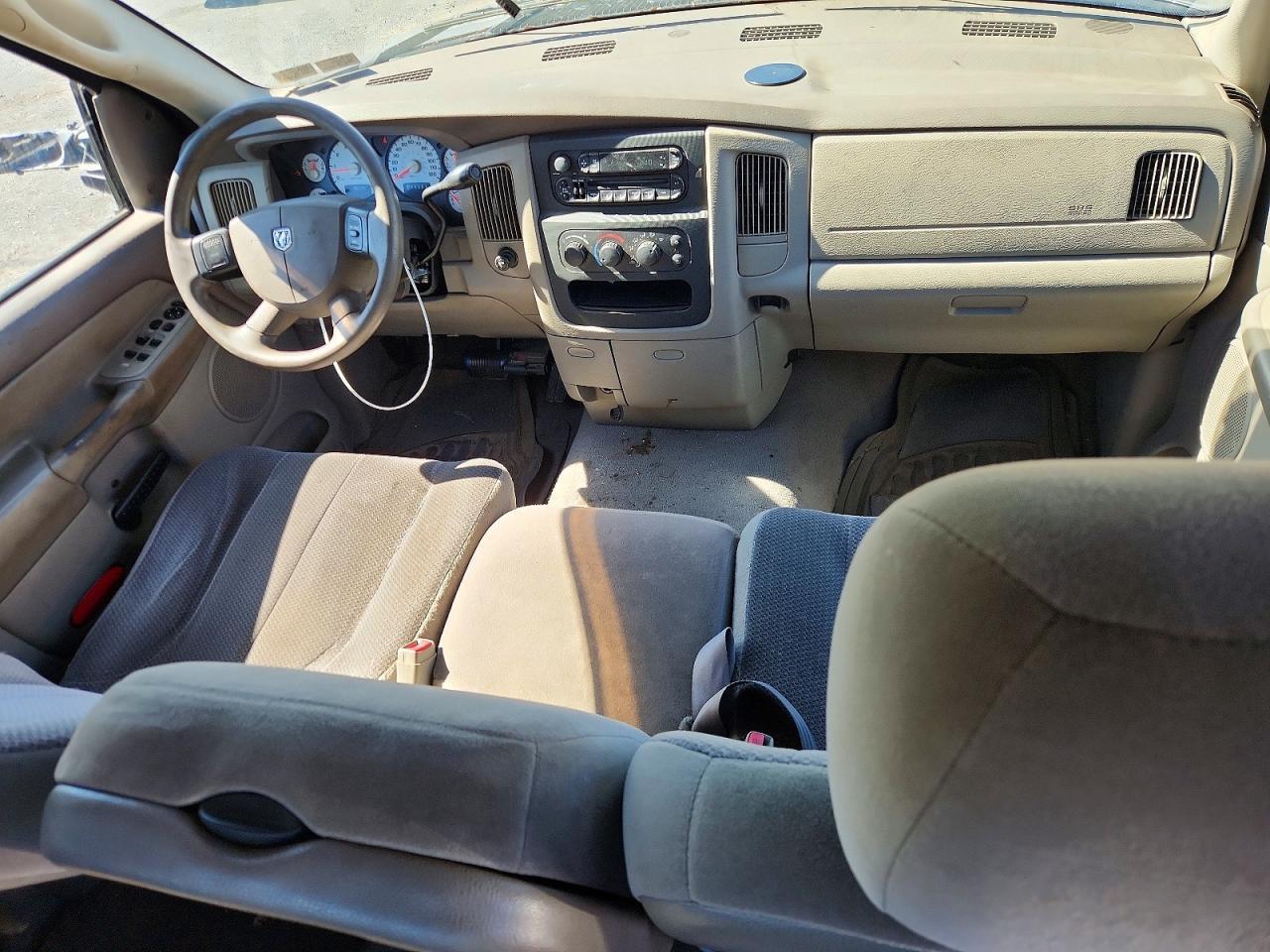 2004 DODGE RAM 2500 — Фото 8 из 12
