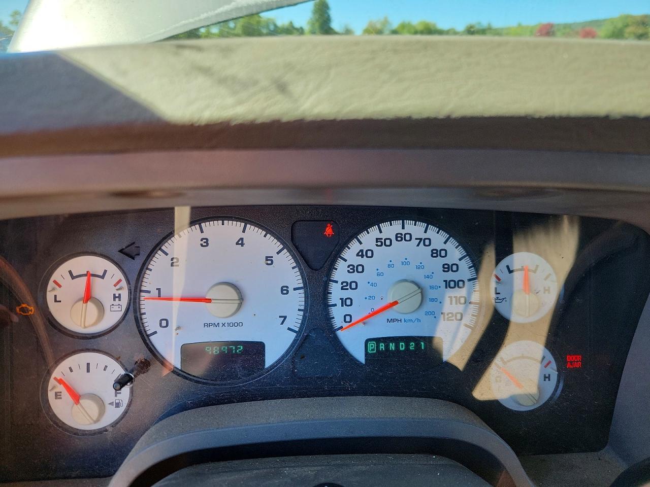 2004 DODGE RAM 2500 — Фото 9 из 12