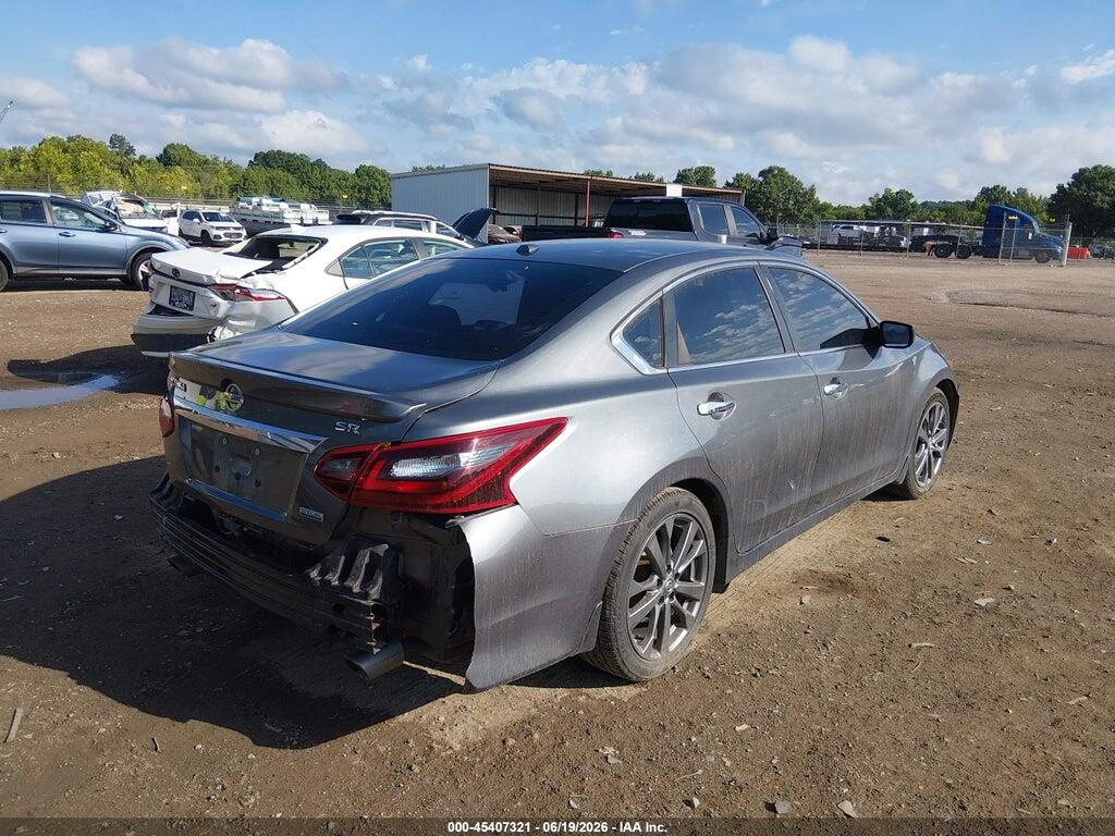 1N4AL3AP2JC211733 2018 NISSAN ALTIMA photo no. 4