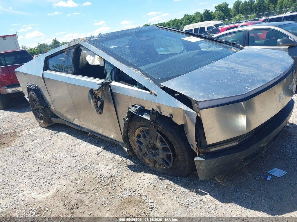 7G2CEHED0SA059900 2025 TESLA CYBERTRUCK photo no. 1