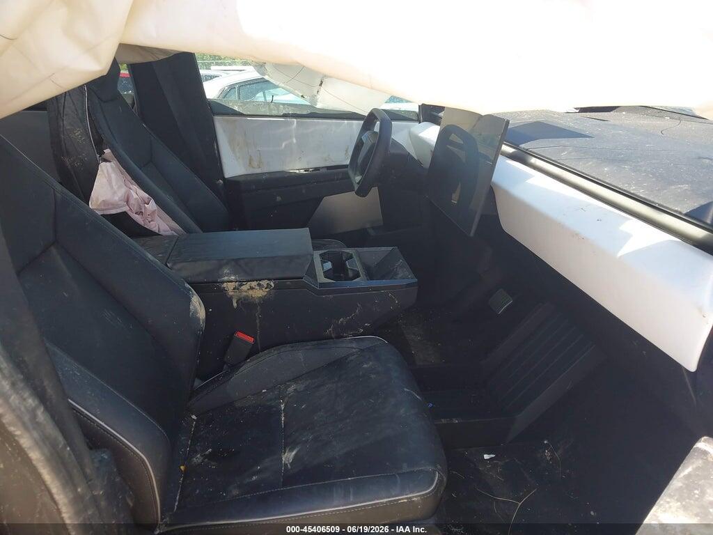 7G2CEHED0SA059900 2025 TESLA CYBERTRUCK photo no. 5