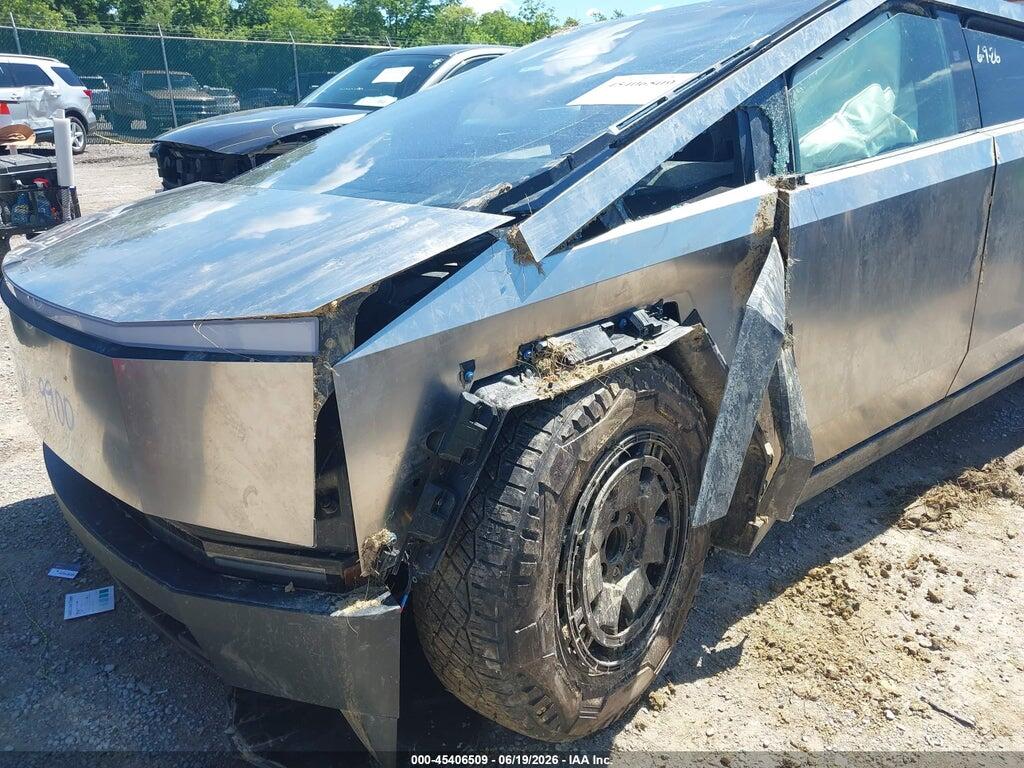 7G2CEHED0SA059900 2025 TESLA CYBERTRUCK photo no. 6
