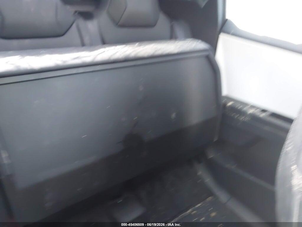 7G2CEHED0SA059900 2025 TESLA CYBERTRUCK photo no. 8