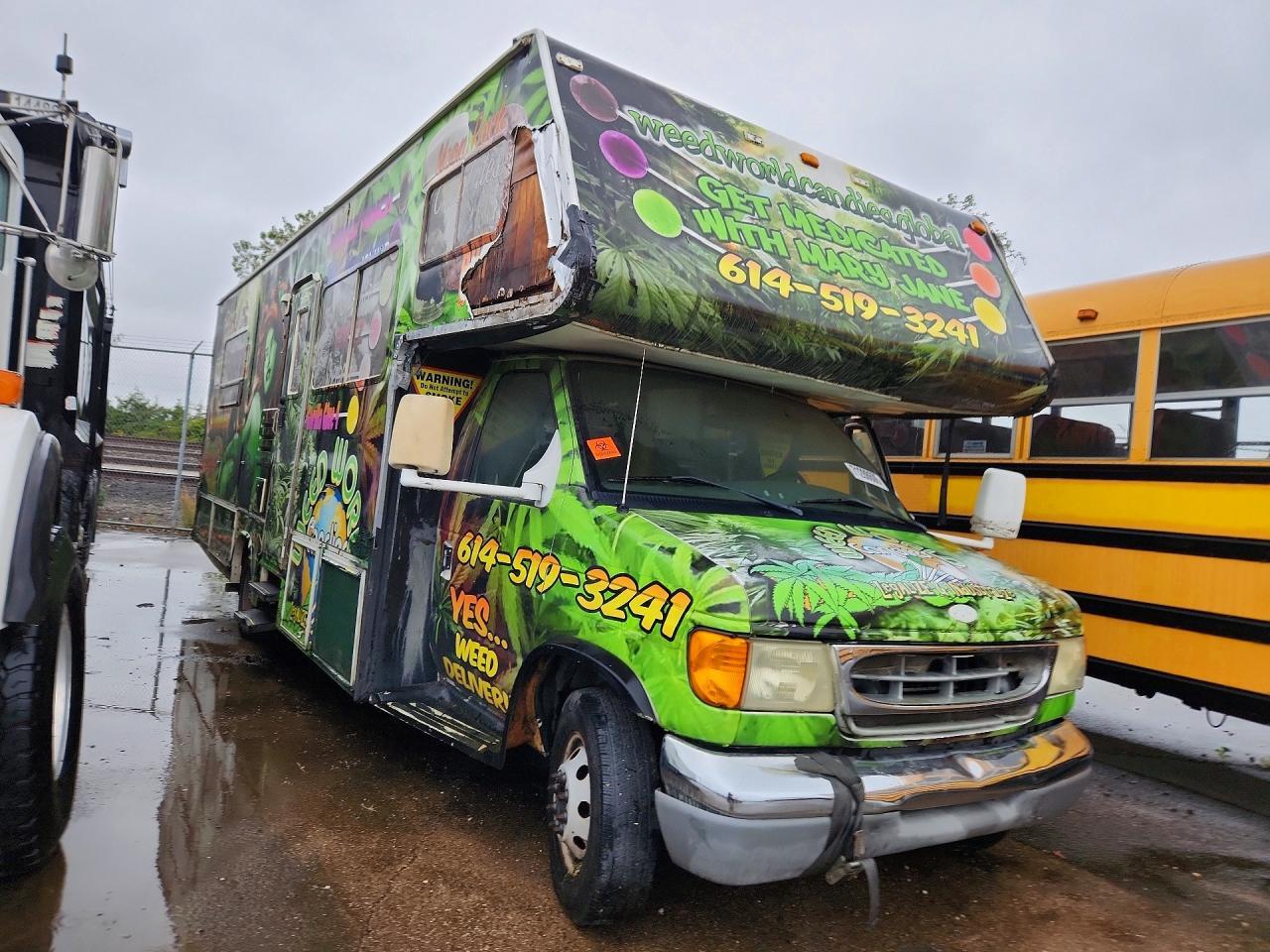 2002 FORD E450 RV — Фото 4 из 12
