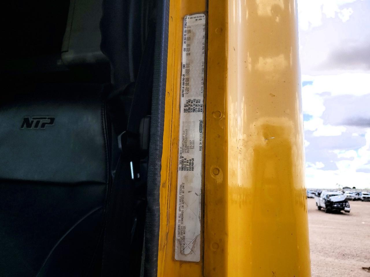 2006 FREIGHTLINER COLUMBIA 120 SEMI TRUCK — Фото 12 из 13
