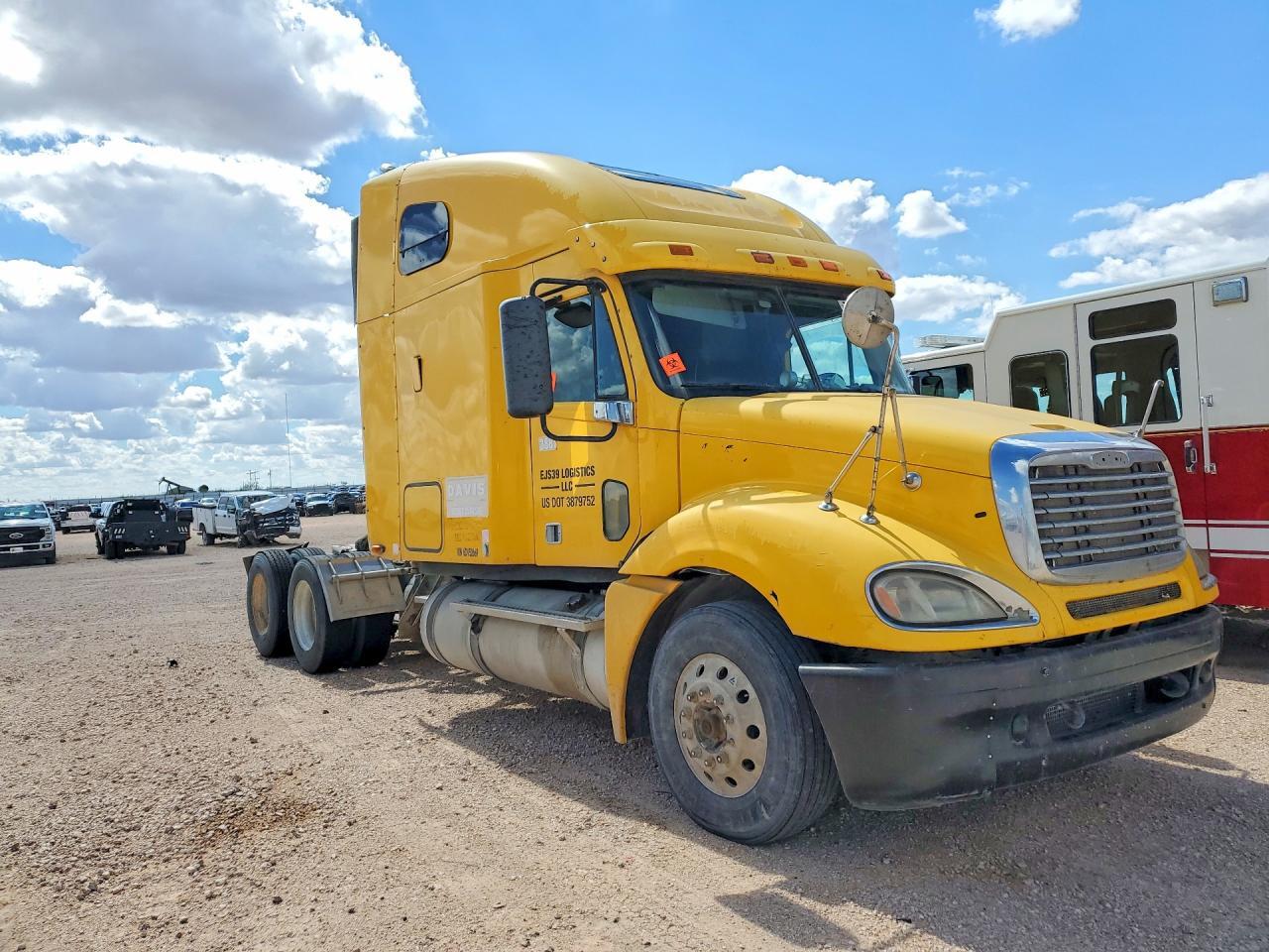 2006 FREIGHTLINER COLUMBIA 120 SEMI TRUCK — Фото 4 из 13