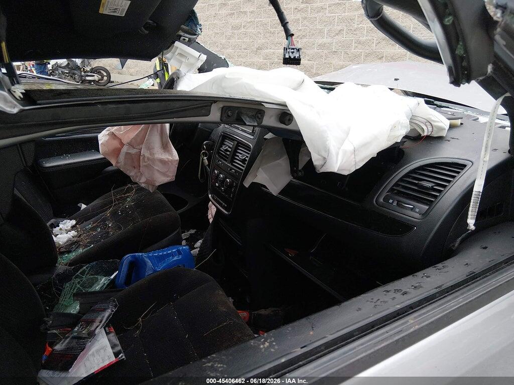 2C4RDGBG0HR649667 2017 DODGE GRAND CARAVAN photo no. 5