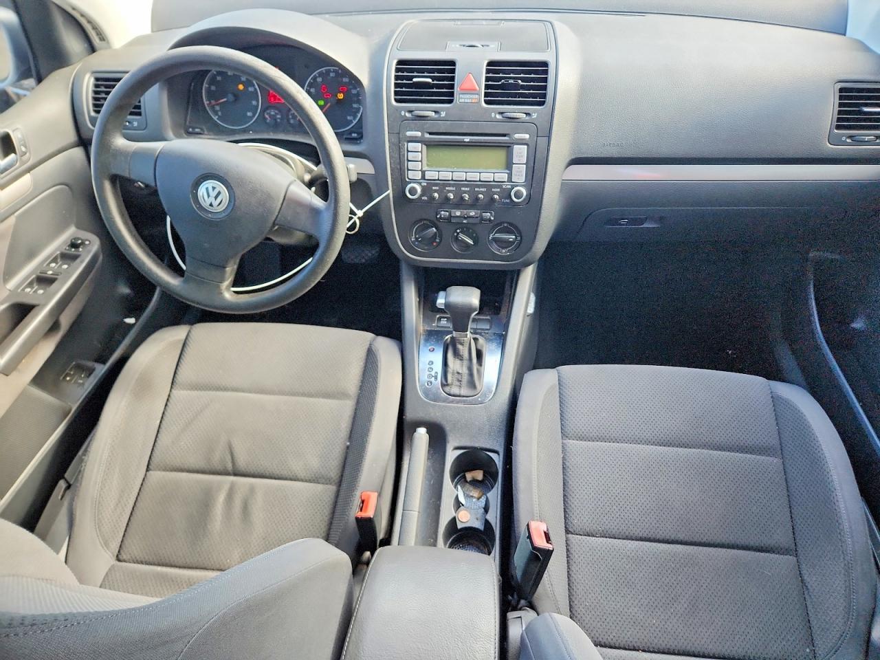 2009 VOLKSWAGEN RABBIT — Фото 8 из 12
