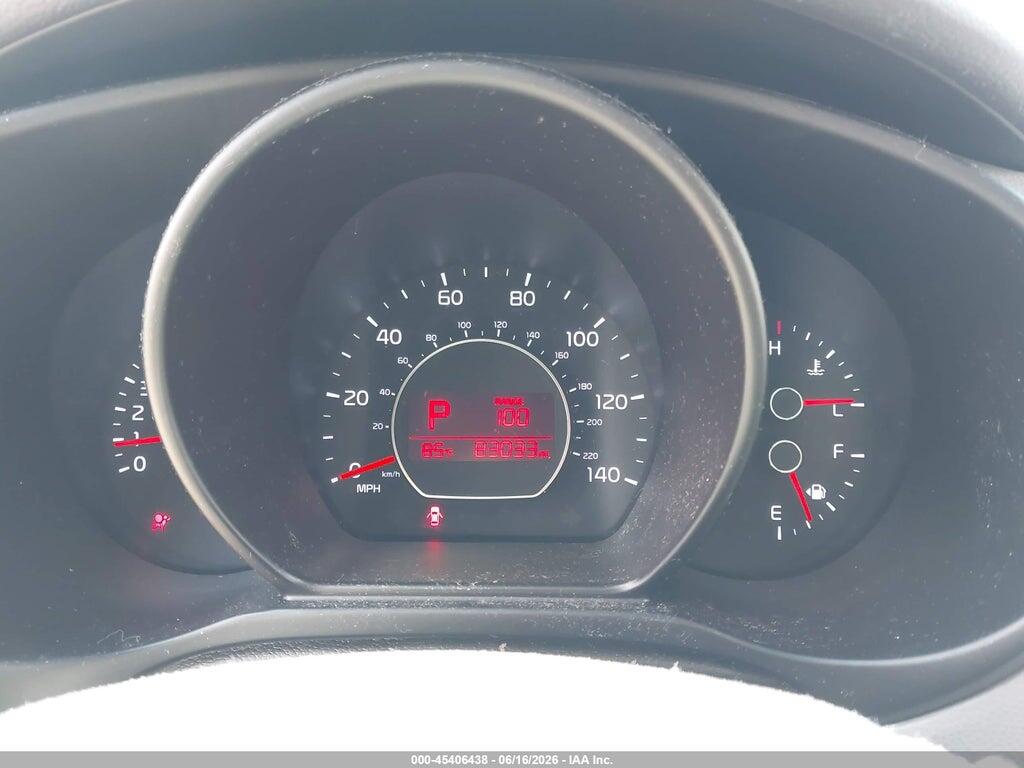 KNDJP3A59F7128264 2015 KIA SOUL photo no. 7