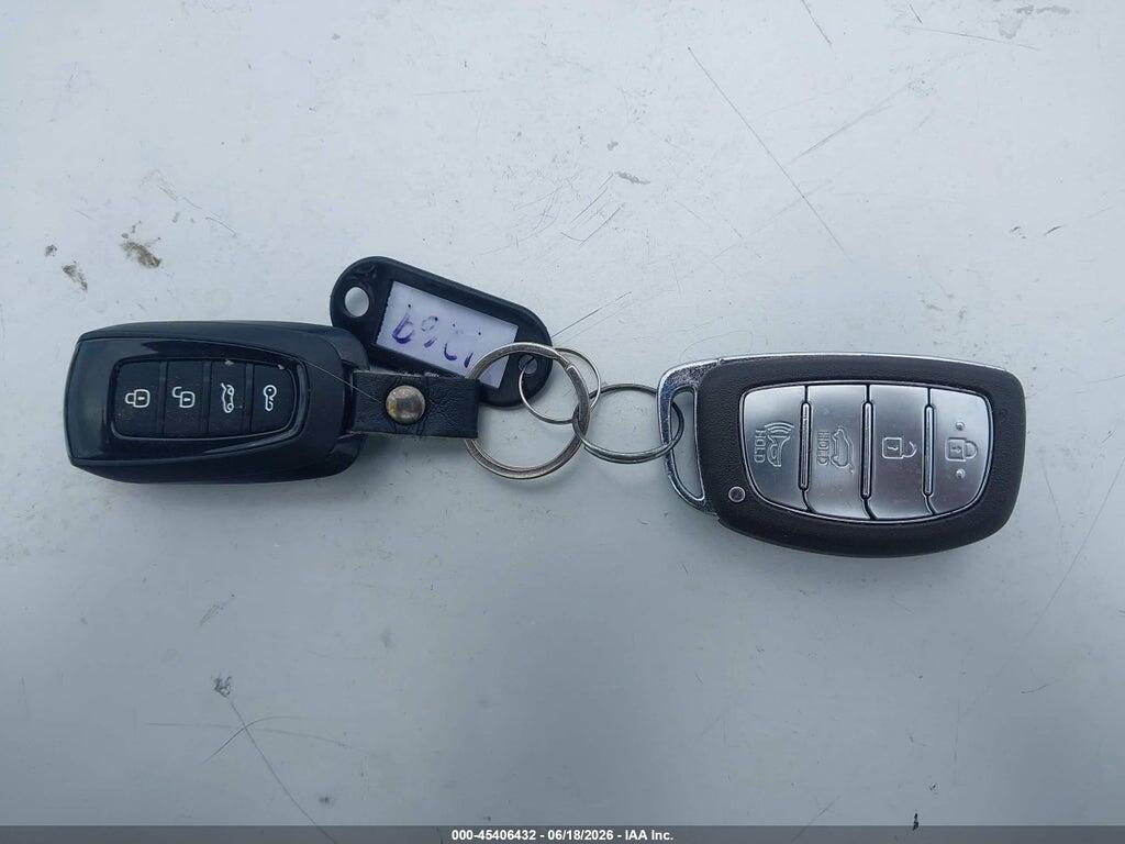 KM8J3CA2XGU257467 2016 HYUNDAI TUCSON photo no. 11