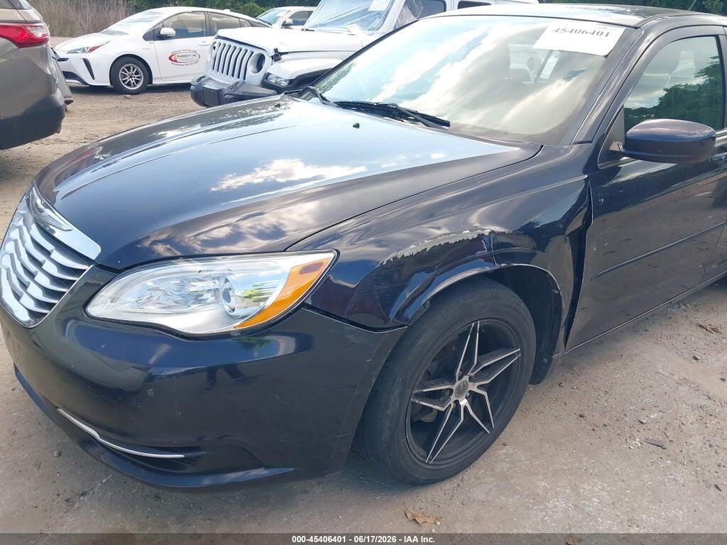 1C3BC4FB2BN557910 2011 CHRYSLER 200 photo no. 6