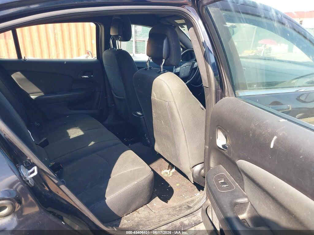 1C3BC4FB2BN557910 2011 CHRYSLER 200 photo no. 8