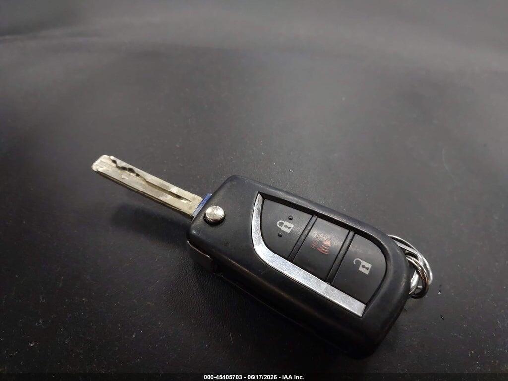 NMTKHMBX8JR005107 2018 TOYOTA C-HR photo no. 11