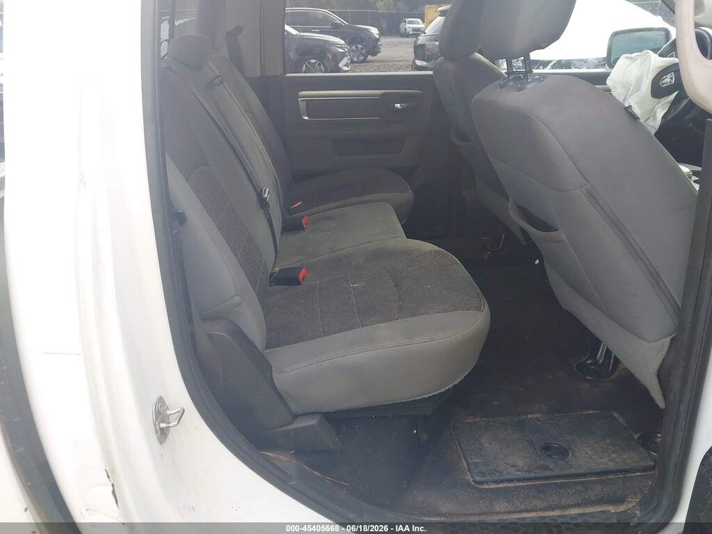1C6RR6TT6KS653856 2019 RAM 1500 CLASSIC photo no. 8