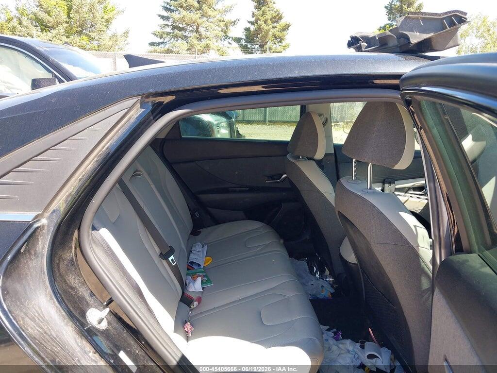 KMHLP4AG3NU331856 2022 HYUNDAI ELANTRA photo no. 8