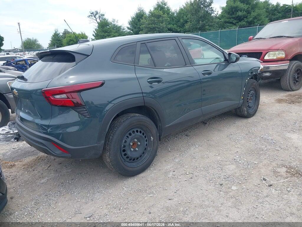 KL77LFEP1SC275244 2025 CHEVROLET TRAX photo no. 4