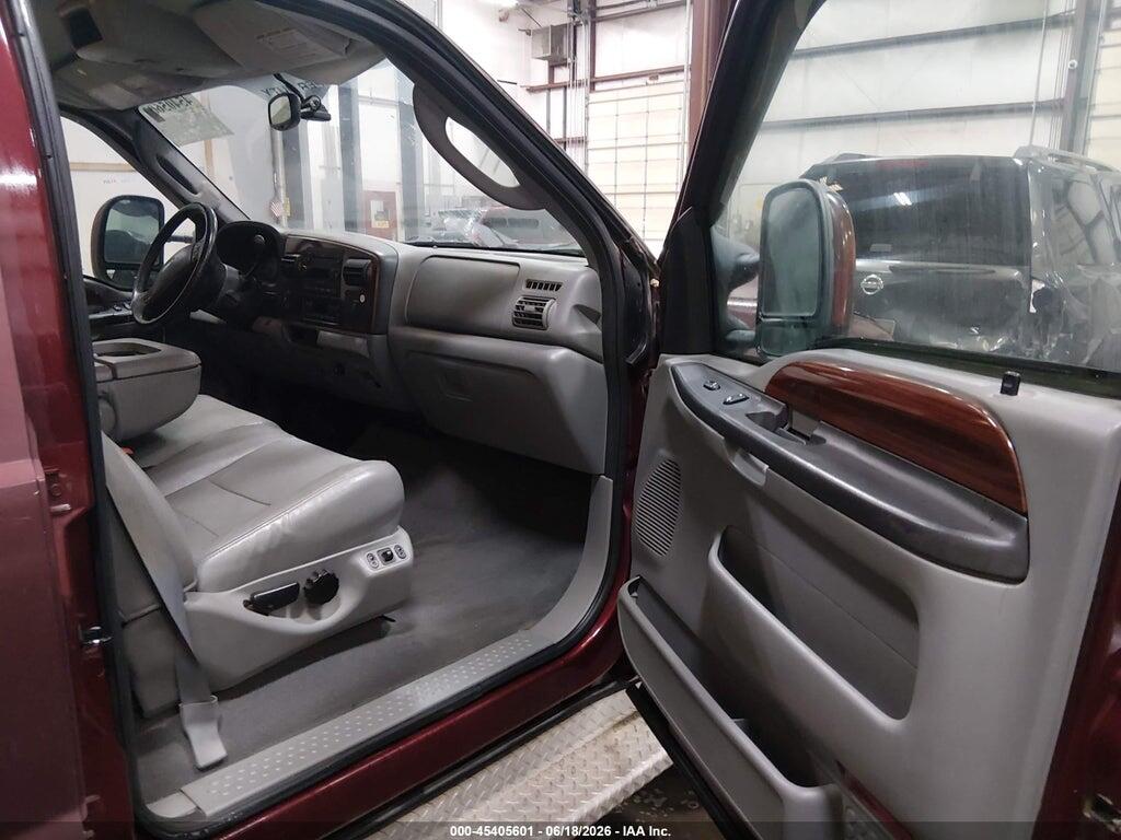 1FTSW21P35EC10648 2005 FORD F-250 photo no. 5