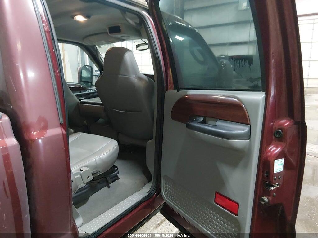 1FTSW21P35EC10648 2005 FORD F-250 photo no. 8