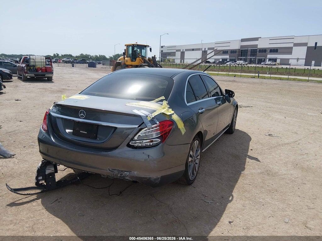 55SWF4JB3HU211141 2017 MERCEDES-BENZ C 300 photo no. 4