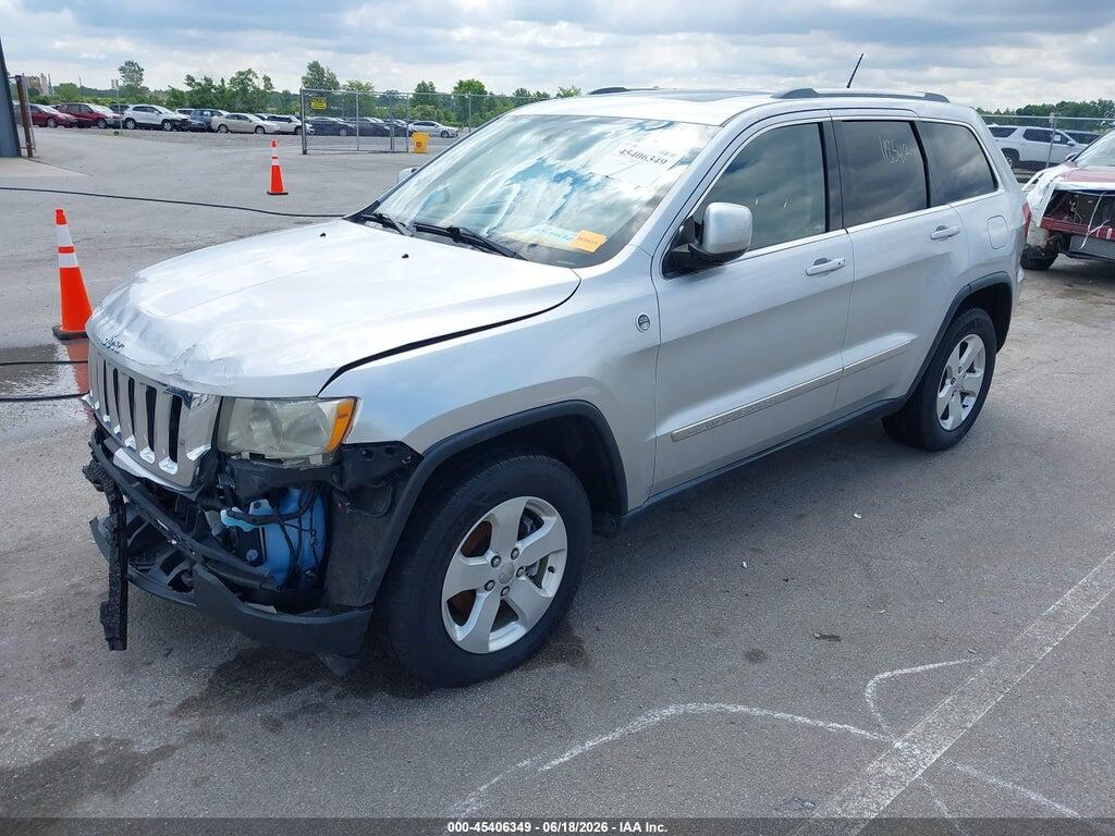1J4RR4GT3BC678628 2011 JEEP GRAND CHEROKEE photo no. 2