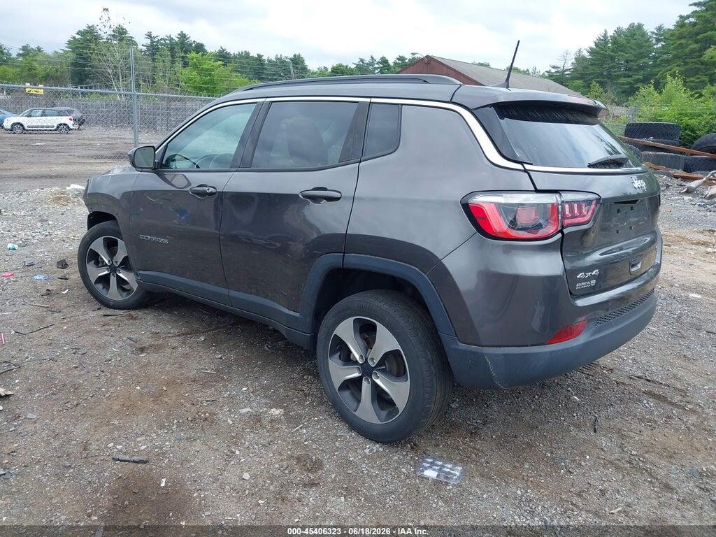 3C4NJDBB2LT205318 2020 JEEP COMPASS photo no. 3