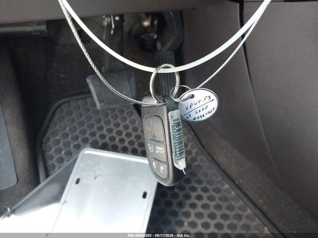 1C4PJMBS0HW564709 2017 JEEP CHEROKEE photo no. 11