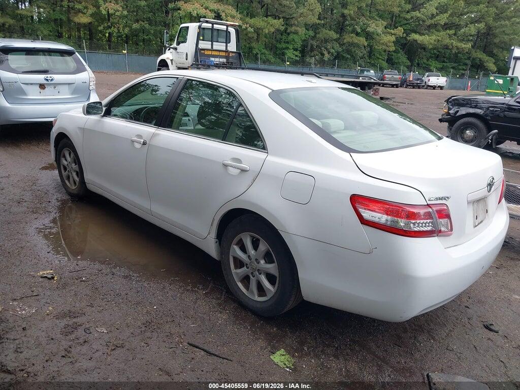 4T1BF3EK9BU678112 2011 TOYOTA CAMRY photo no. 3