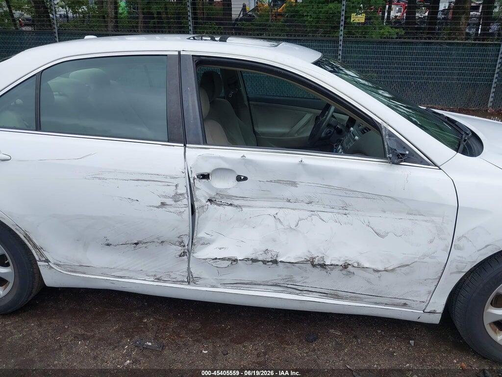 4T1BF3EK9BU678112 2011 TOYOTA CAMRY photo no. 6