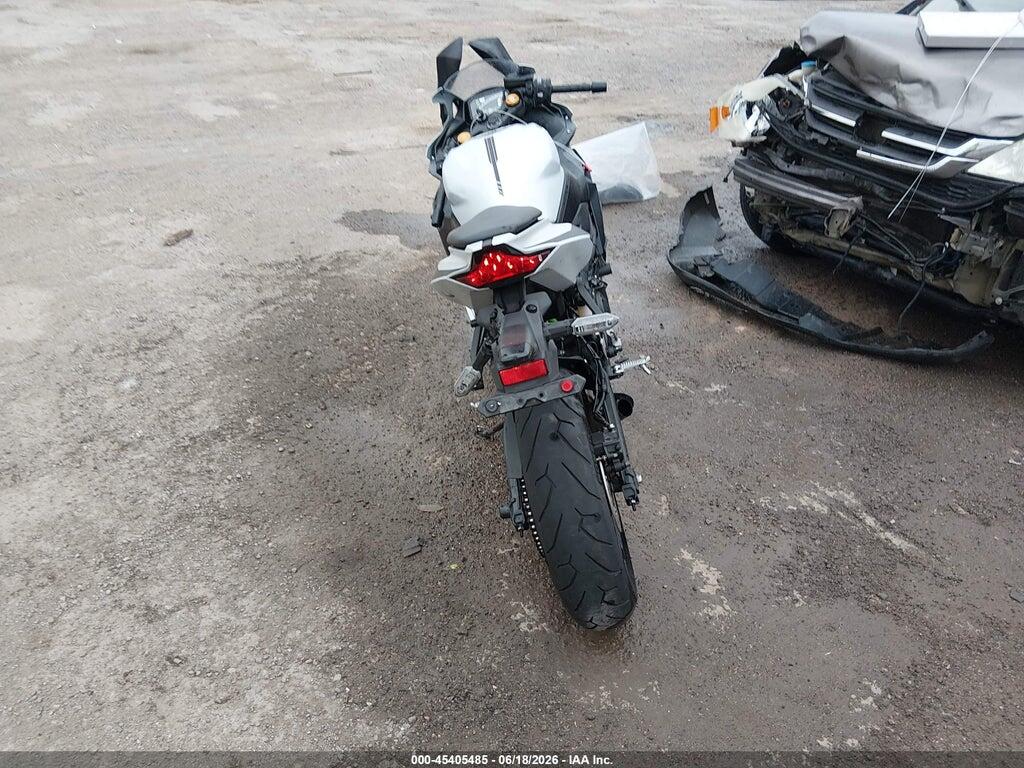 ML5ZXCS18SDA39342 2025 KAWASAKI ZX400 photo no. 6
