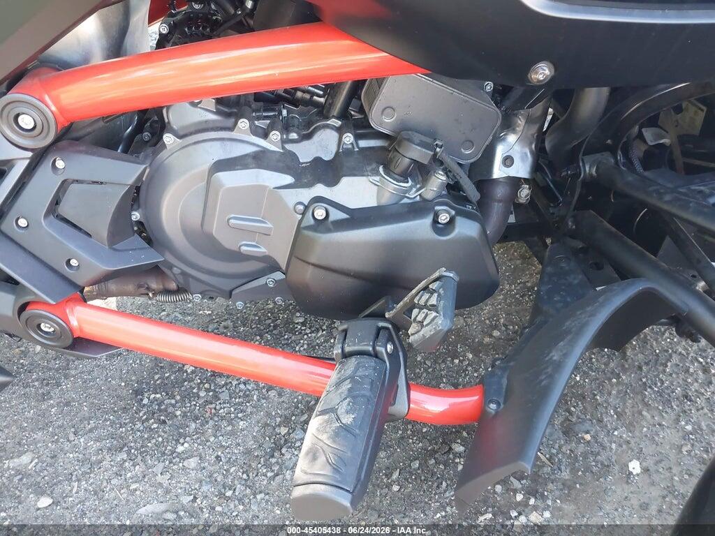 2BXRDDD29RV001088 2024 CAN-AM SPYDER ROADSTER photo no. 8