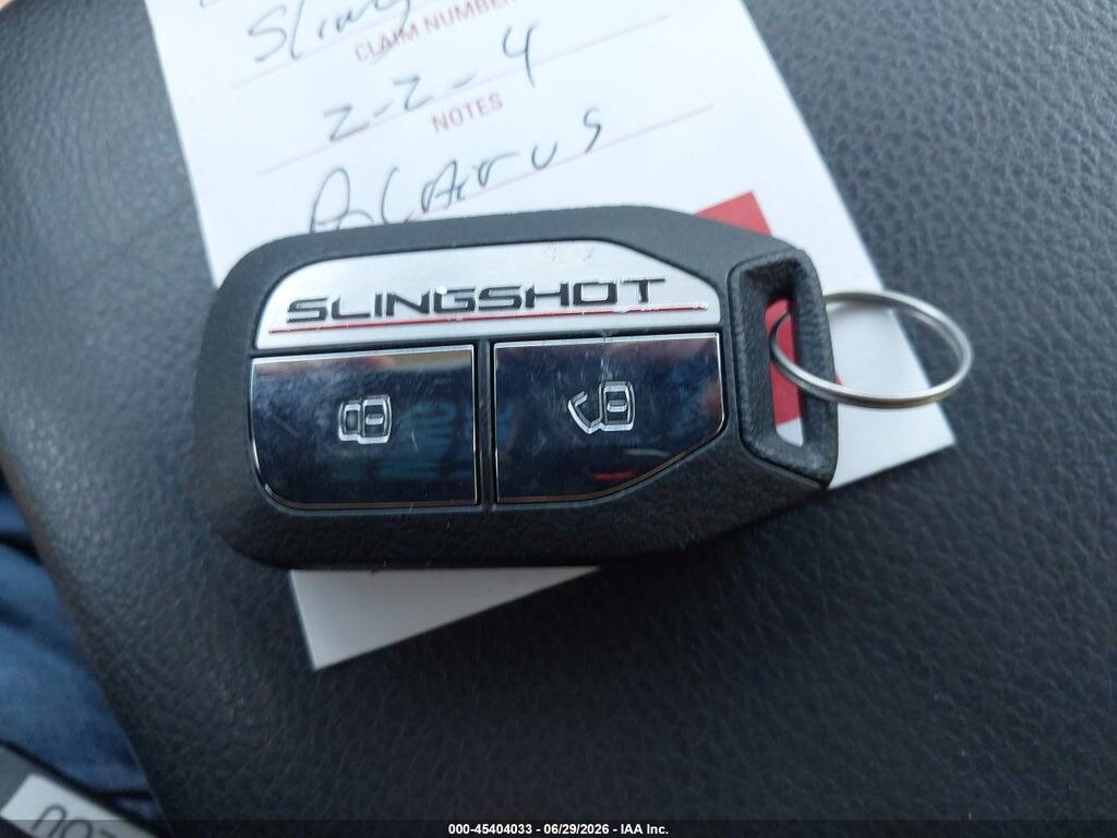 57XAARHB6S8167941 2025 POLARIS SLINGSHOT photo no. 11