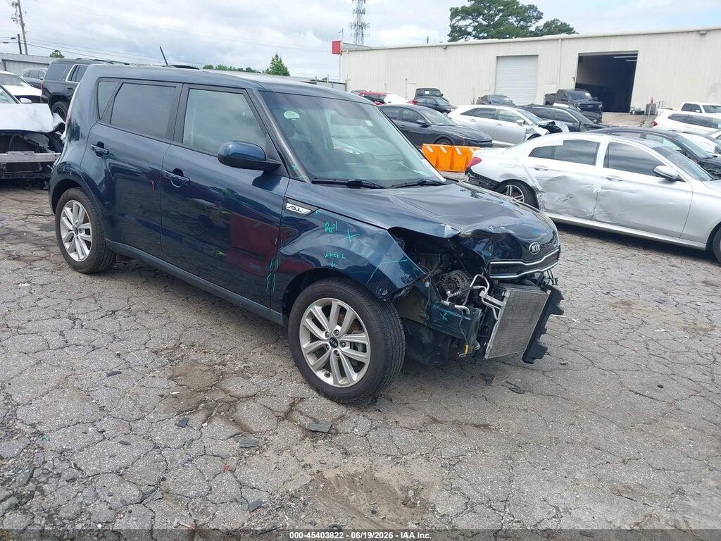 KNDJP3A52J7578735 2018 KIA SOUL photo no. 1