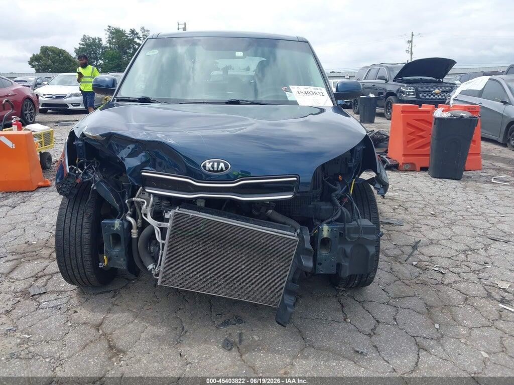KNDJP3A52J7578735 2018 KIA SOUL photo no. 12