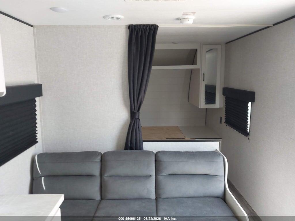 1UJBC0BNXS1YV0935 2025 JAYCO SLX SERIES M-260 BH photo no. 8
