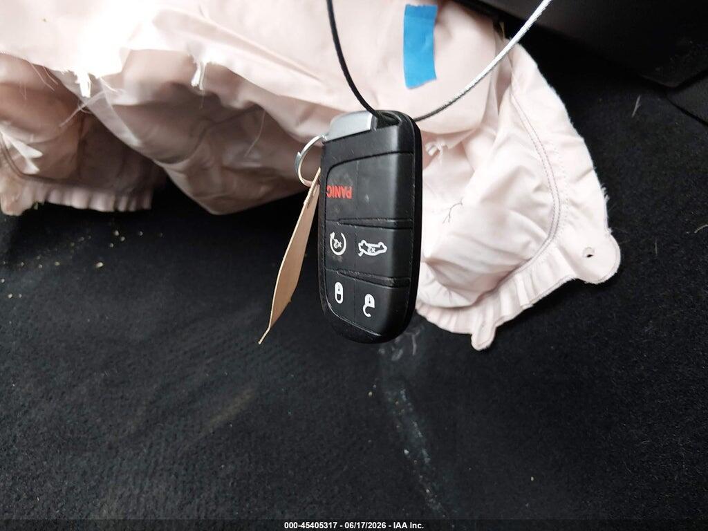 2C3CCAAG3MH570909 2021 CHRYSLER 300 photo no. 11