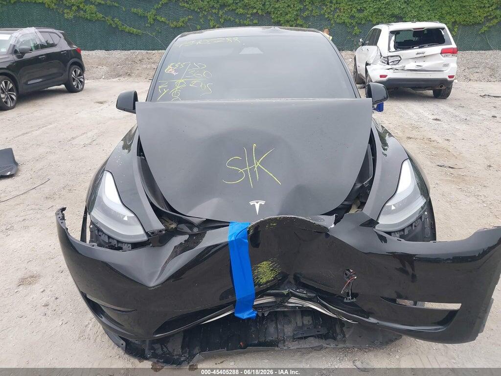 7SAYGDEF8RF043182 2024 TESLA MODEL Y photo no. 11