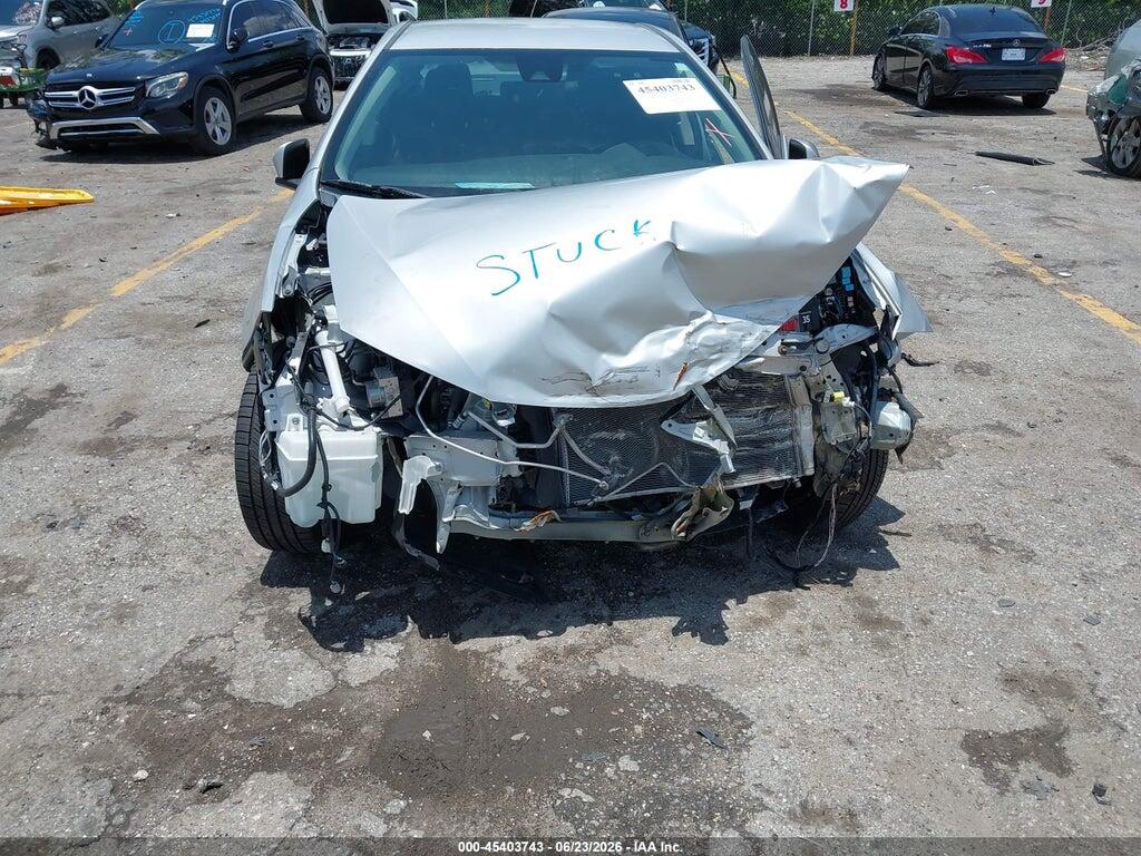2T1BURHE8KC191788 2019 TOYOTA COROLLA photo no. 6