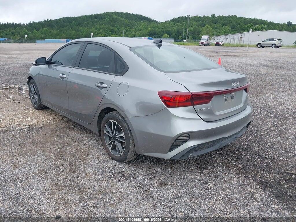 3KPF24ADXNE465090 2022 KIA FORTE photo no. 3