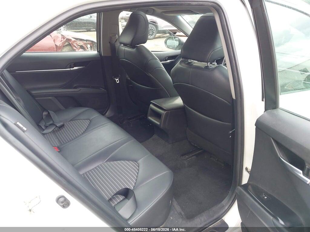 4T1B11HK8JU628329 2018 TOYOTA CAMRY photo no. 8