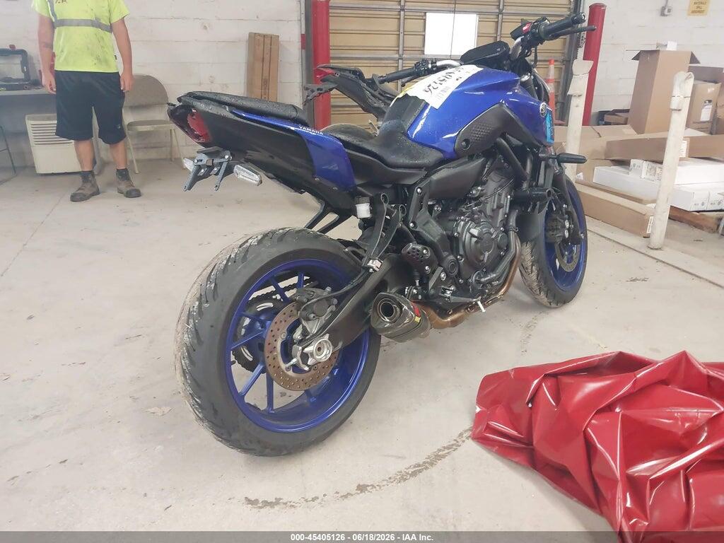 JYARM32EXNA003829 2022 YAMAHA MT07 photo no. 4