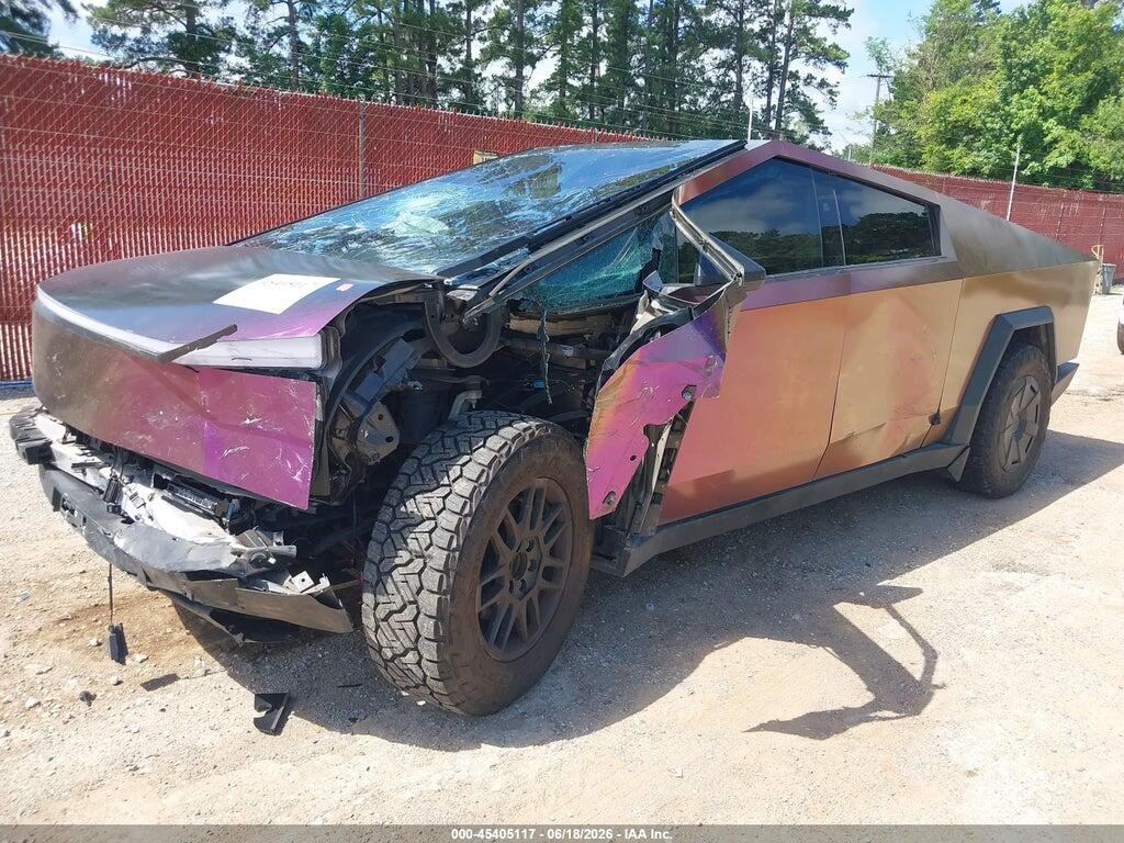 7G2CEHED1RA029704 2024 TESLA CYBERTRUCK photo no. 2