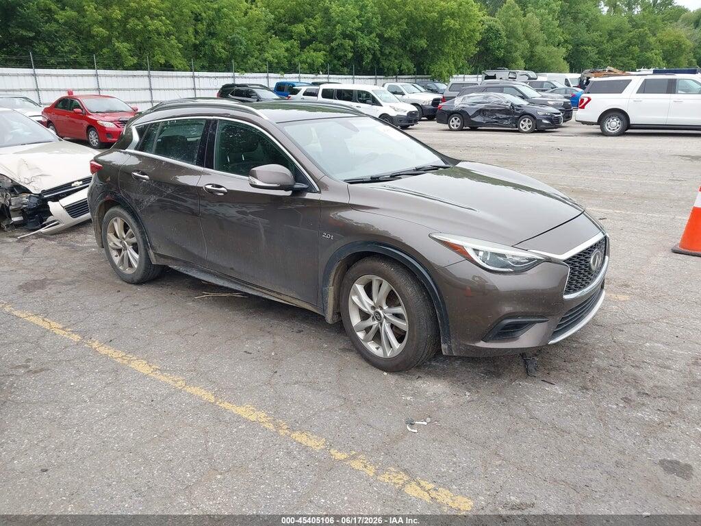 SJKCH5CP7KA011728 2019 INFINITI QX30 photo no. 1