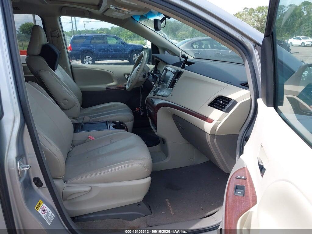 5TDYK3DC5BS148406 2011 TOYOTA SIENNA photo no. 5