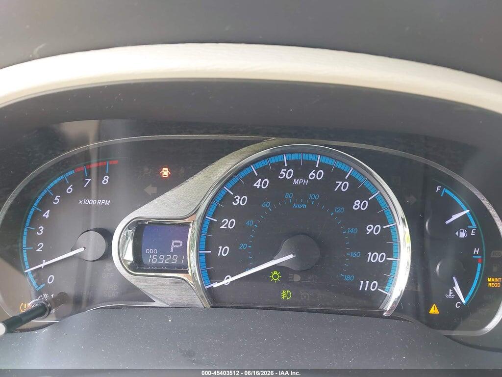 5TDYK3DC5BS148406 2011 TOYOTA SIENNA photo no. 7