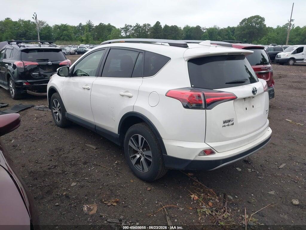 JTMRFREV2HJ143813 2017 TOYOTA RAV4 photo no. 3
